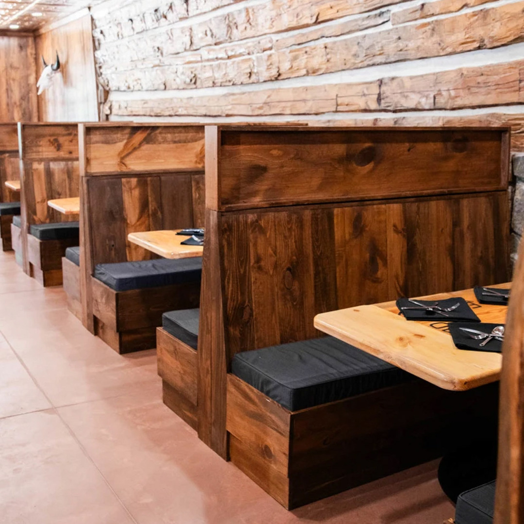 1885 Steakhouse & Saloon