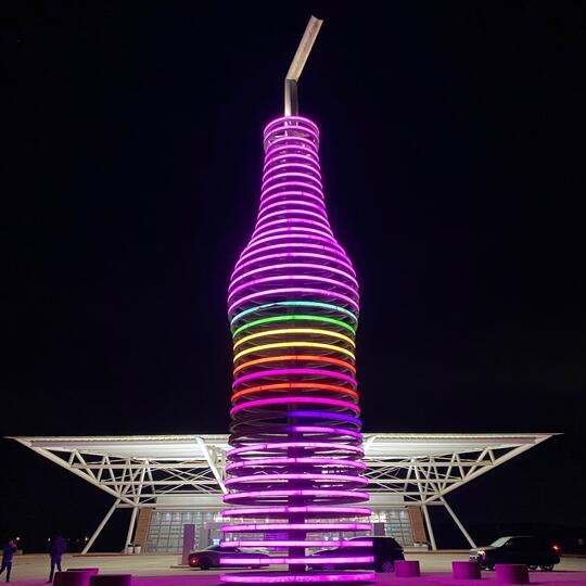 World's Largest Pop Bottle in Arcadia, OK (24 Photos)