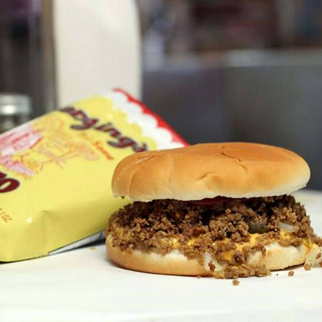 Canteen Lunch in the Alley
