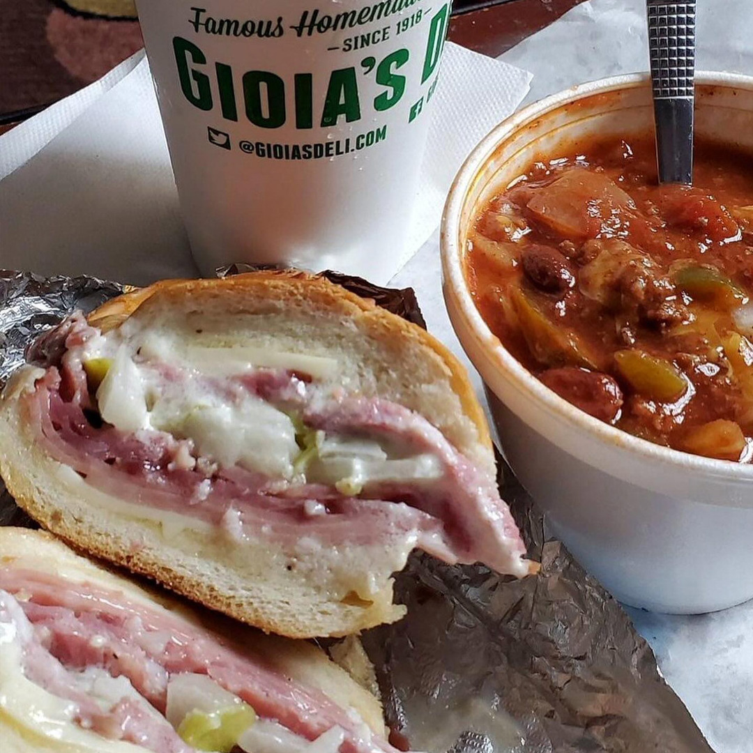 Gioia's Deli on The Hill
