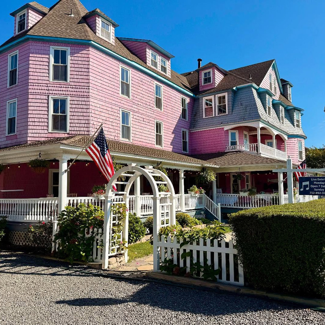 Grenville Hotel & Restaurant