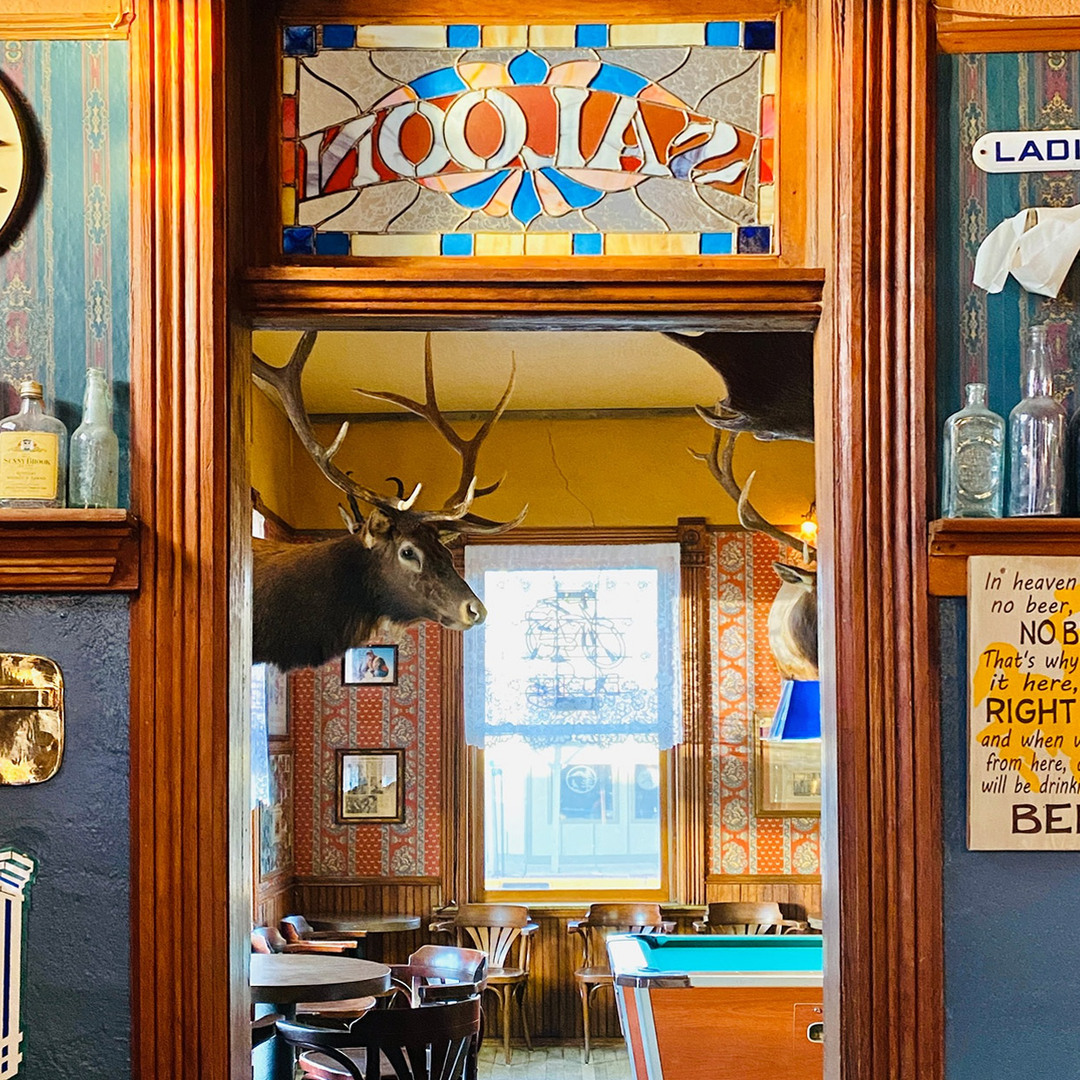 Hotel Wolf and Restaurant