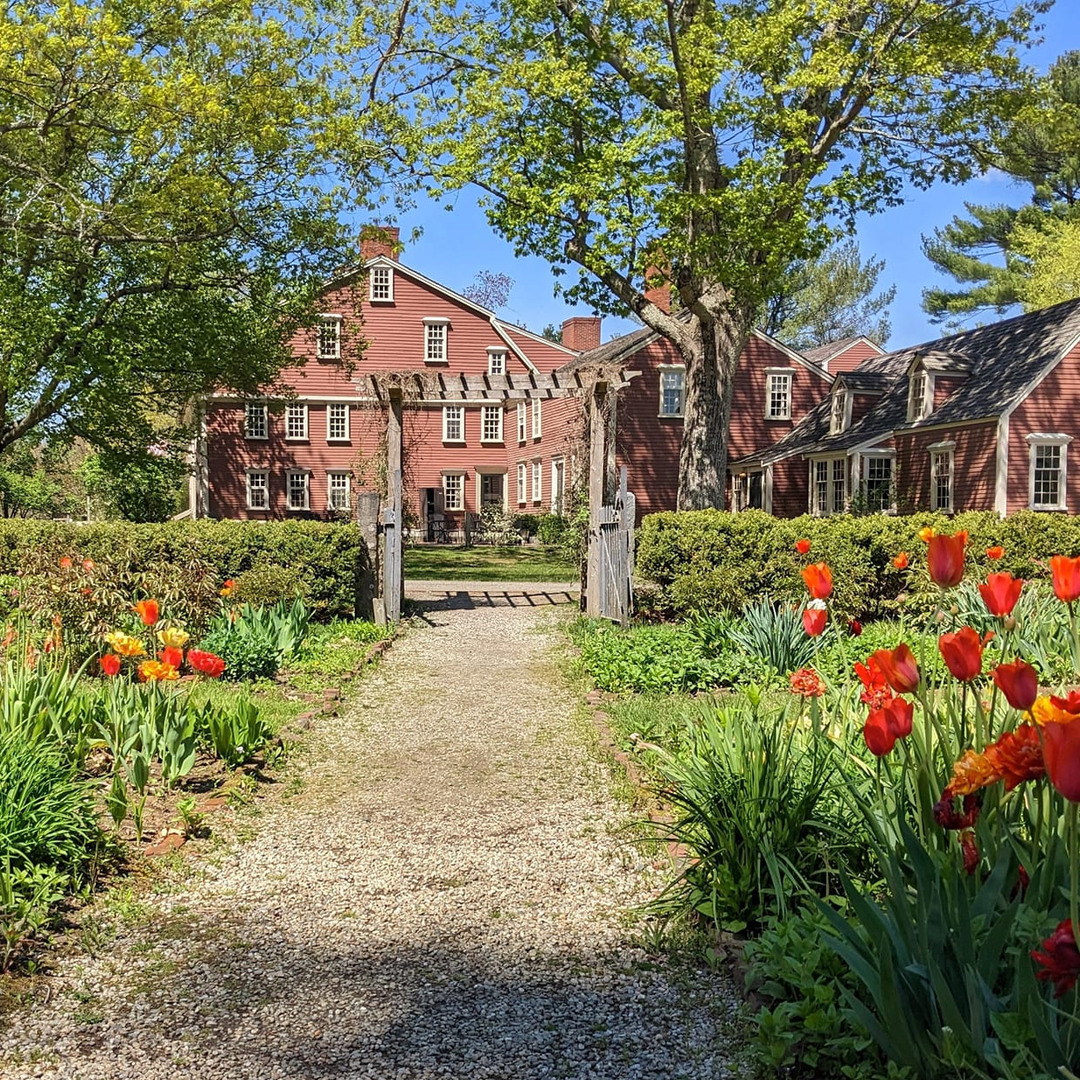Longfellow’s Wayside Inn