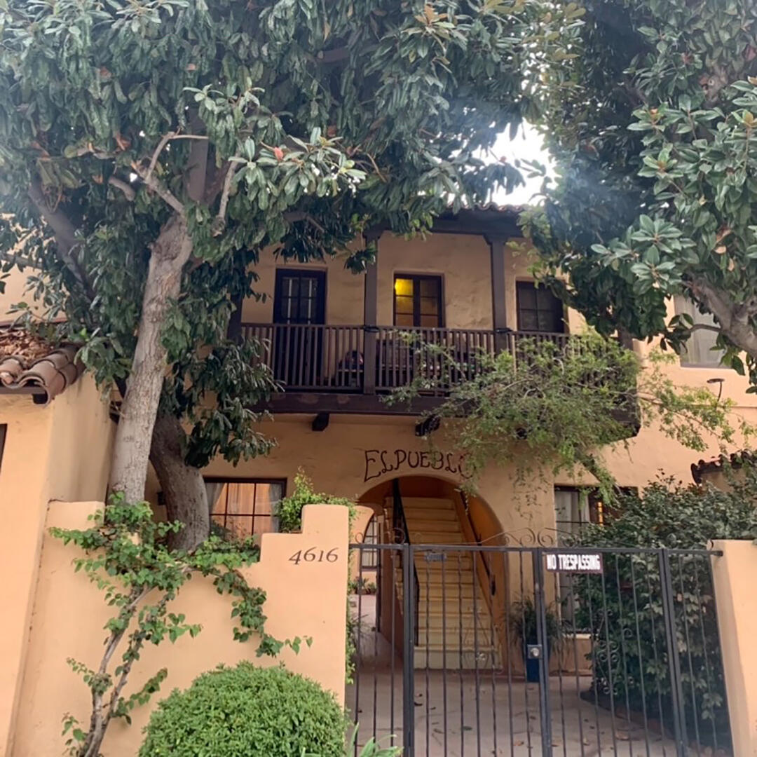 Melrose Place Building In Los Feliz CA 12 Photos 