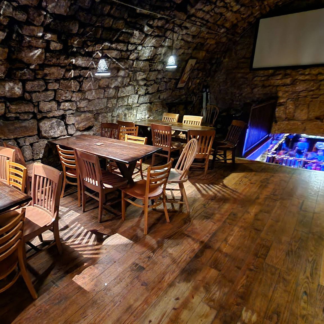 O’Malley’s 1842 Pub