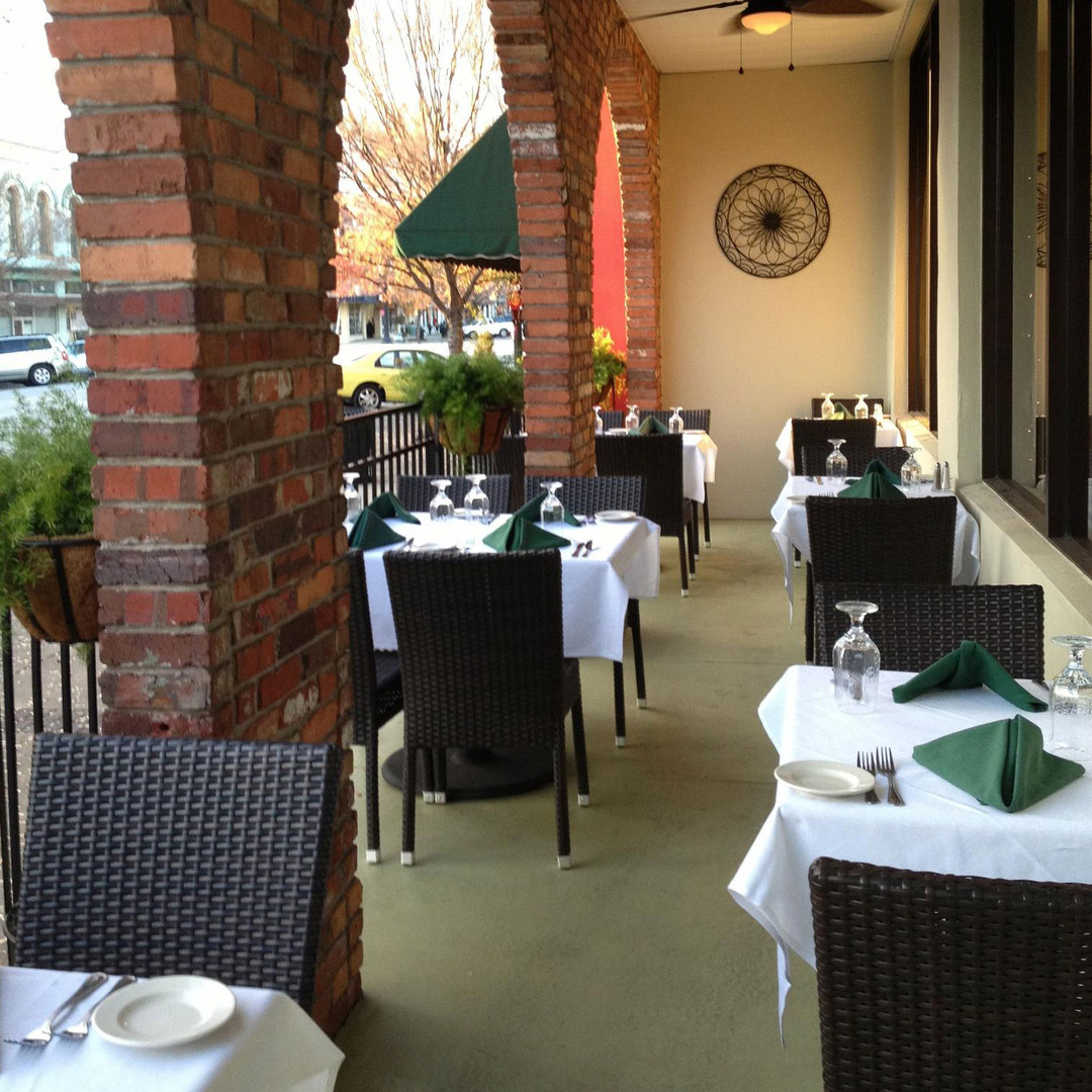 Plaza Restaurant & Oyster Bar