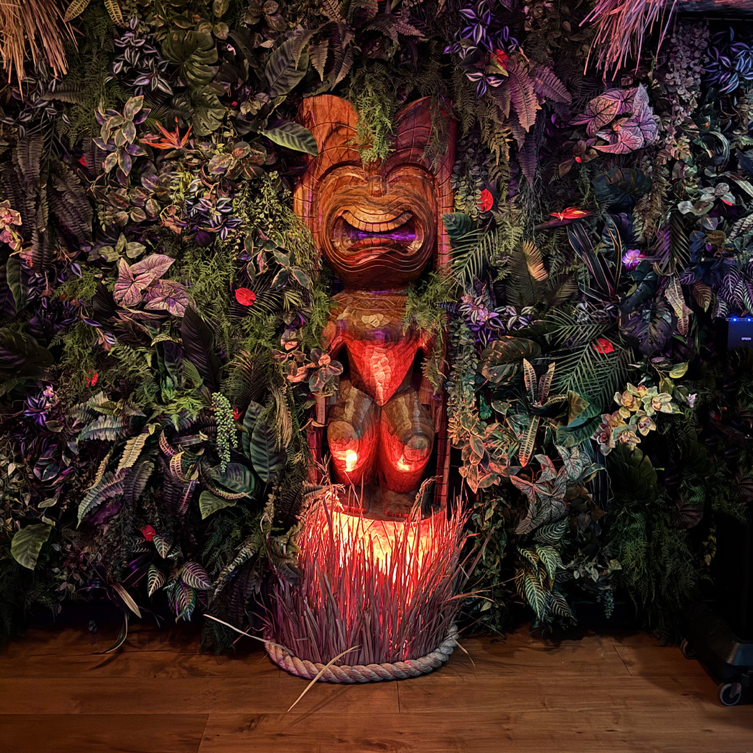 The Hula Hula Room