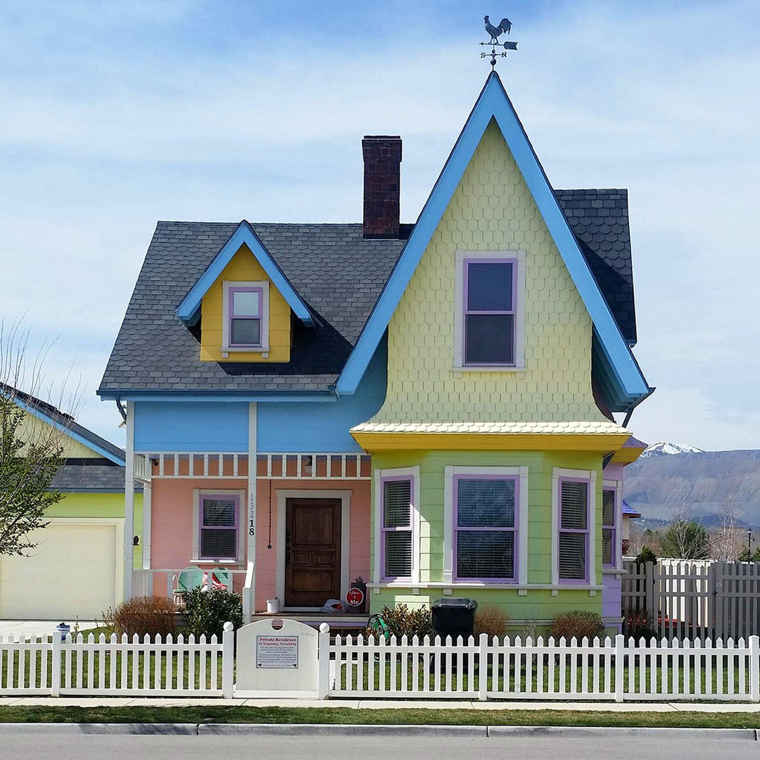 up-movie-house-in-herriman-ut