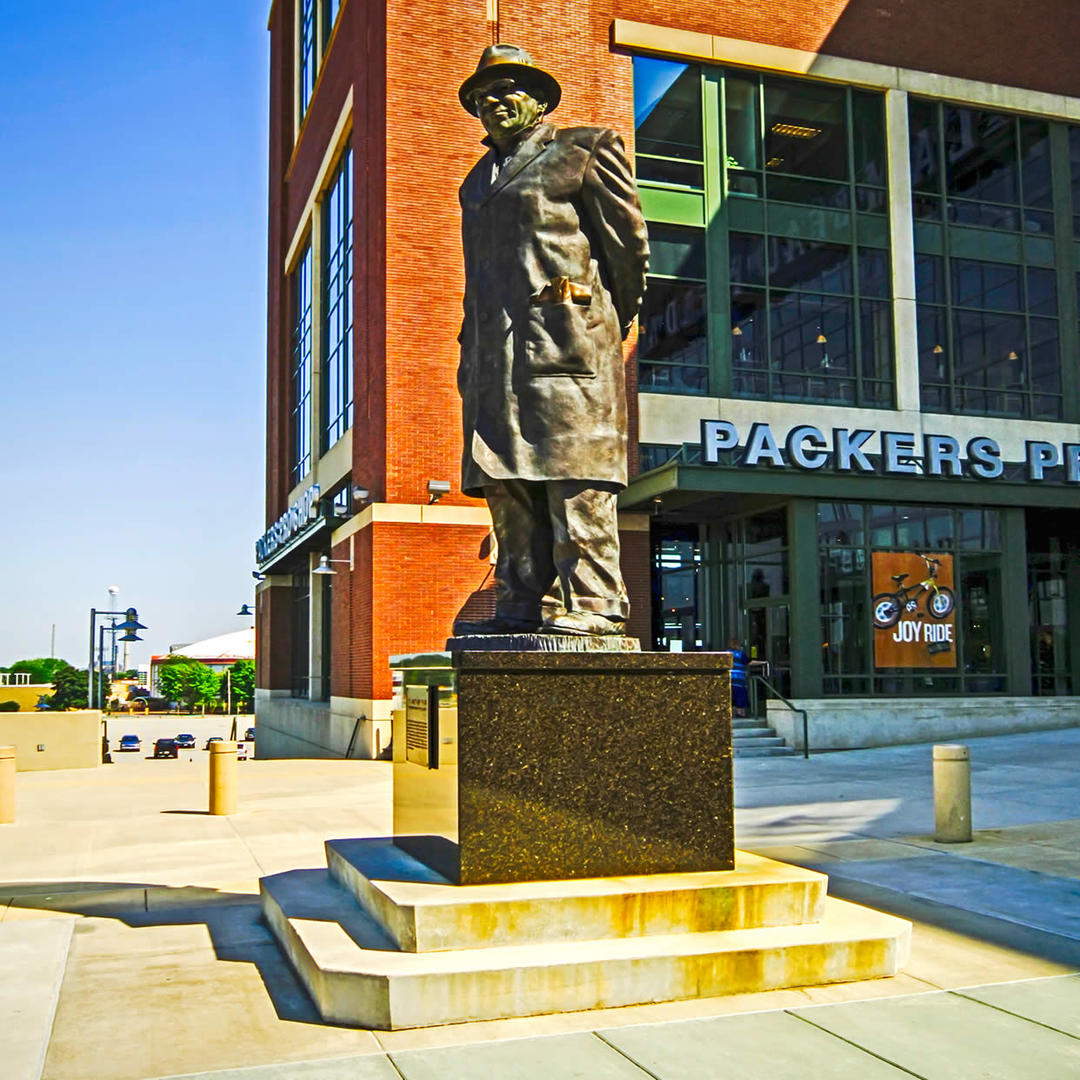 Vince Lombardi Statue in Green Bay, WI (2 Photos)