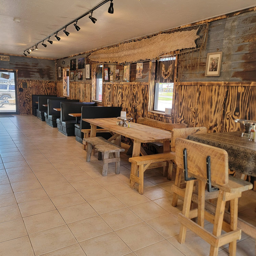 Wildman's Pizza, Pasta & Pythons