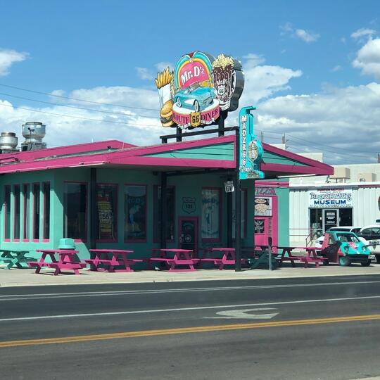 Mr D'z Route 66 Diner in Kingman, AZ (23 Photos)